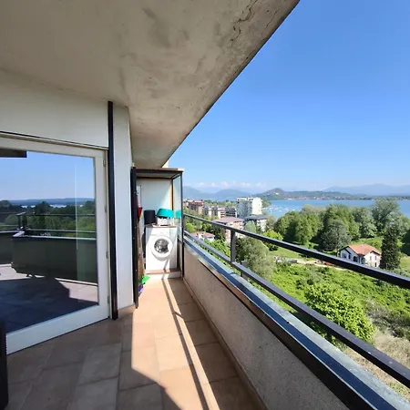 Panoramic Lägenhet Dormelletto
